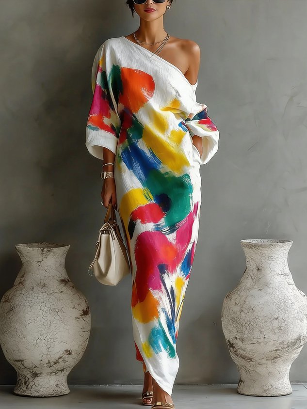 Jinella – Maxikleid mit abstraktem Druck und One-Shoulder-Schnitt