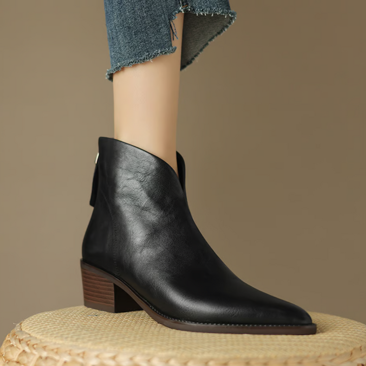 Carmelle – Luxuriöse Stiefeletten mit niedrigem Absatz
