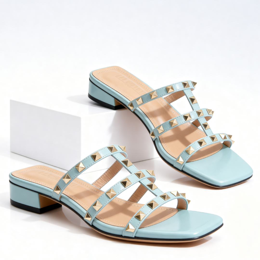 Mary – Sandalen aus Leder mit Nieten und eckiger Zehenpartie