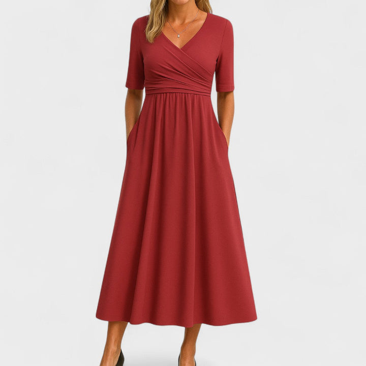 Joanne – Elegantes Midikleid mit vorteilhafter Passform