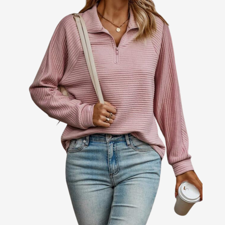 Holly | Elegantes V-Ausschnitt-Shirt