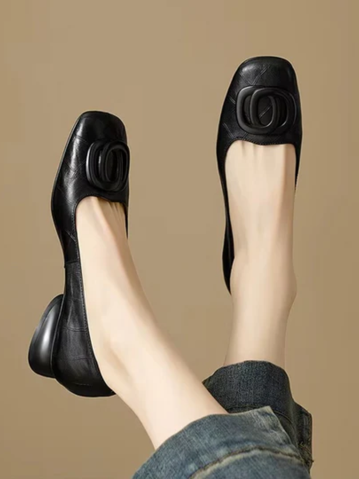 Erin – Ballerinas aus Leder mit eckiger Kappe