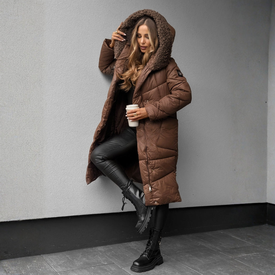 Tahlia – Steppmantel mit Kapuze