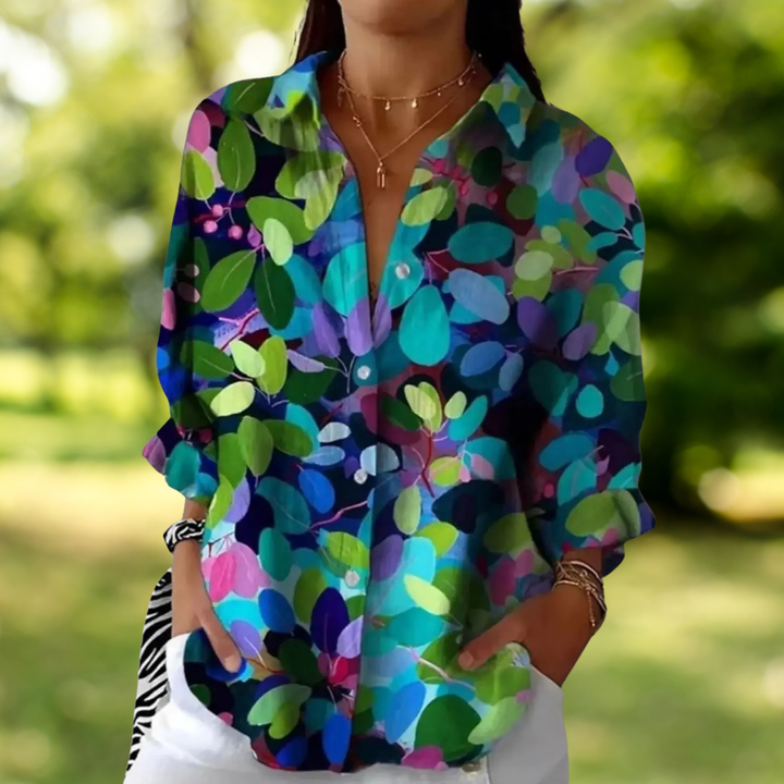 Jella – Fließende Alltagsbluse mit femininem Ausschnitt
