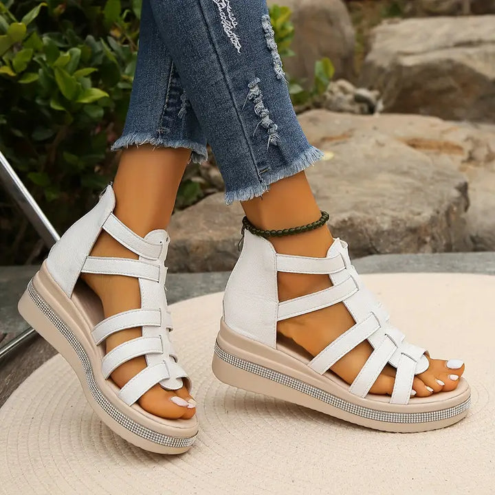 Collette – Orthopädische und elegante Sandalen