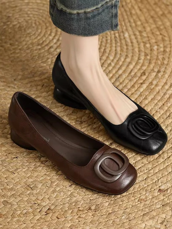 Erin – Ballerinas aus Leder mit eckiger Kappe