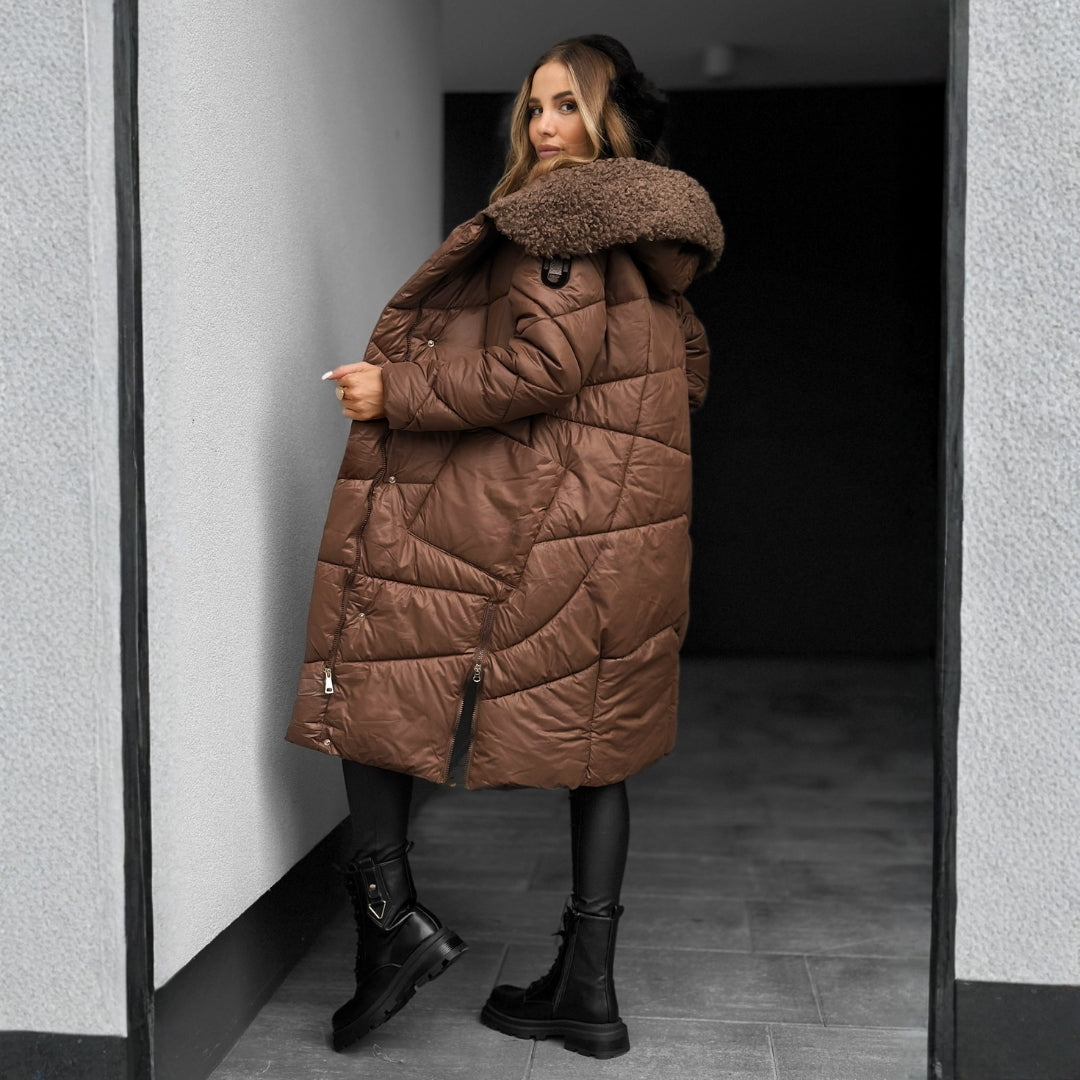 Tahlia – Steppmantel mit Kapuze