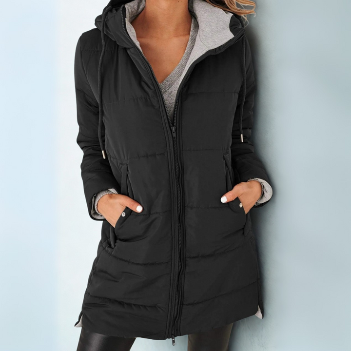 Eula – Lässige Daunen-Steppjacke mit Kapuze