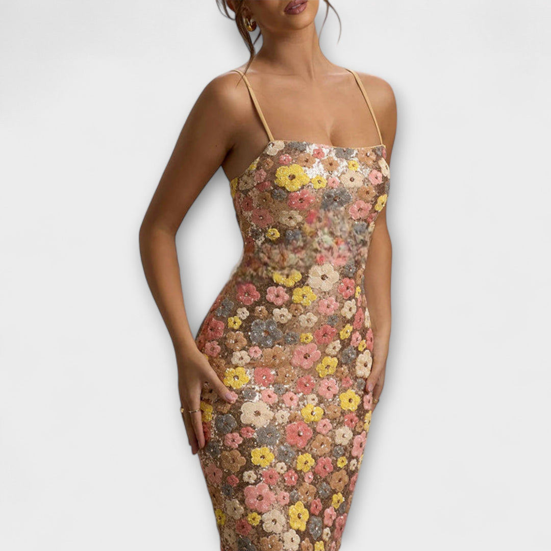 Elaira – Pailletten-Maxikleid mit geschlitztem Saum
