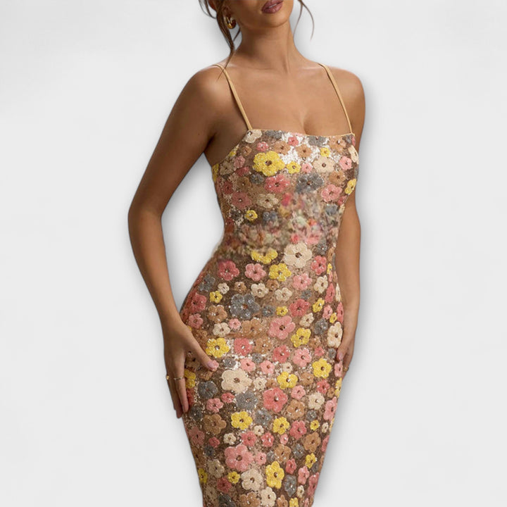 Elaira – Pailletten-Maxikleid mit geschlitztem Saum