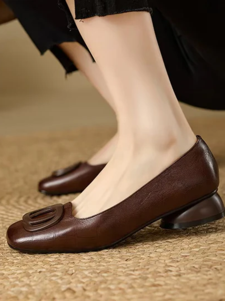 Kerina - Ballerinas aus echtem Leder mit eckiger Kappe