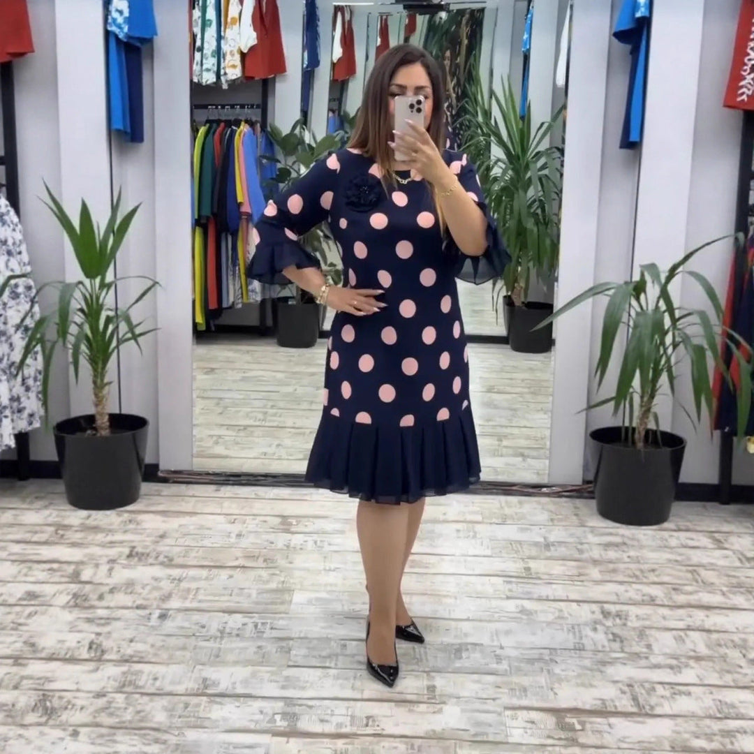 Linna – Plissiertes Midi-Kleid mit Punkten