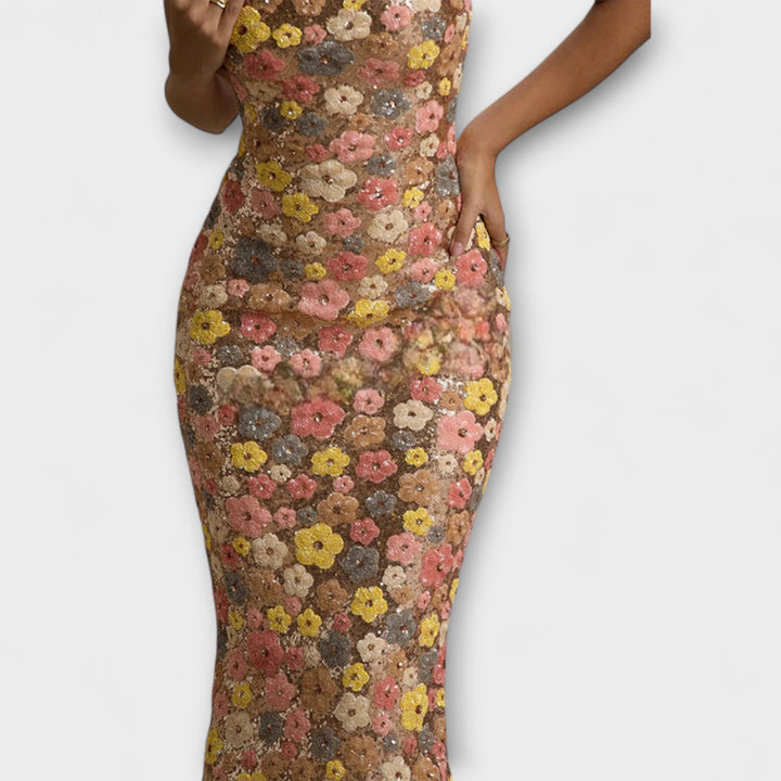 Elaira – Pailletten-Maxikleid mit geschlitztem Saum