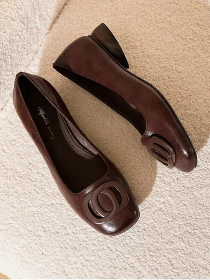 Erin – Ballerinas aus Leder mit eckiger Kappe