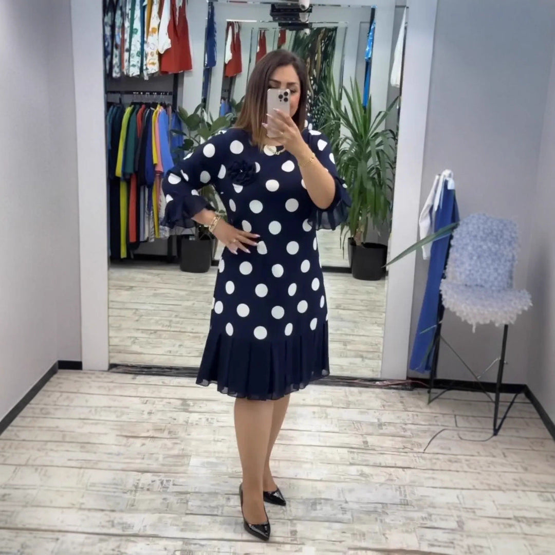 Linna – Plissiertes Midi-Kleid mit Punkten