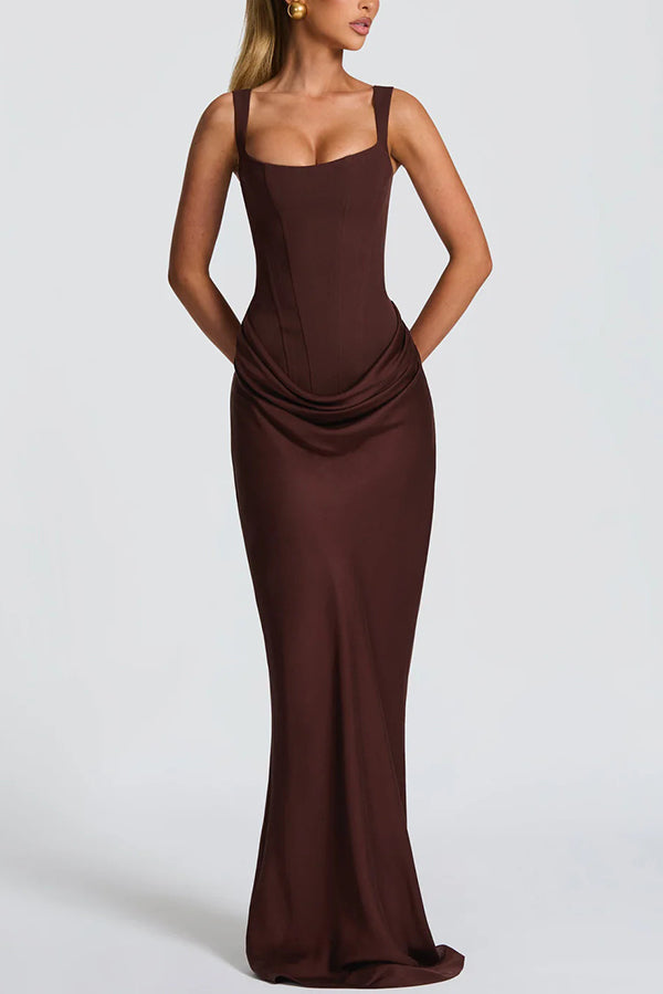 Louisse – Maxikleid mit eckigem Ausschnitt
