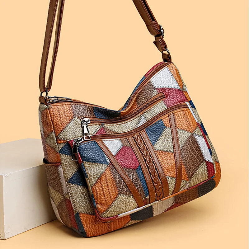 Carly – Handtasche aus veganem Leder im geometrischen Patchwork-Design