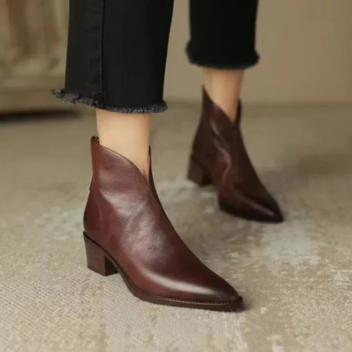 Carmelle – Luxuriöse Stiefeletten mit niedrigem Absatz