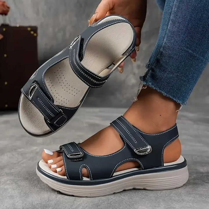 Eira – Orthopädische Keilsandalen