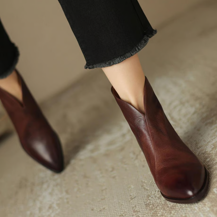 Carmelle – Luxuriöse Stiefeletten mit niedrigem Absatz