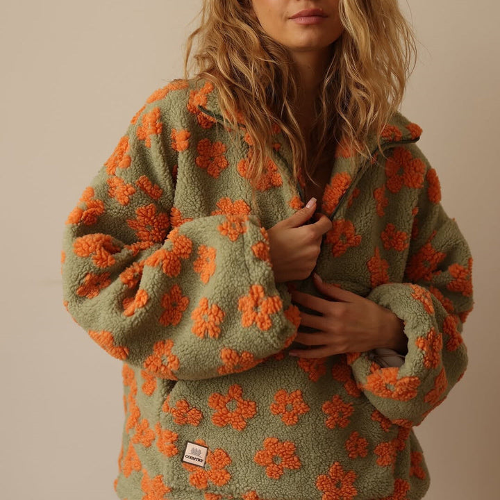Masie – Bloom-Fleece mit floralen Details