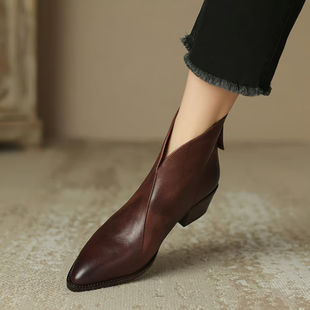 Carmelle – Luxuriöse Stiefeletten mit niedrigem Absatz