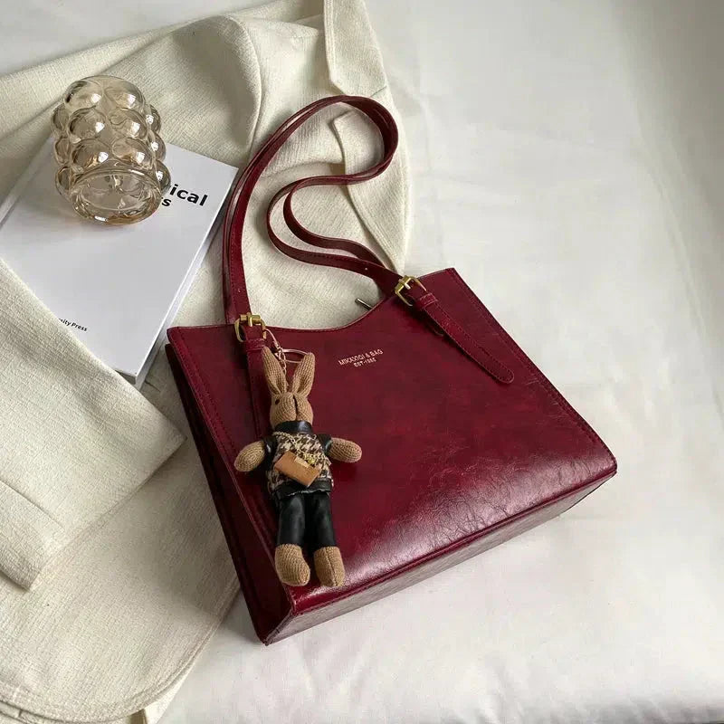 Clarie – Umhängetasche aus veganem Vintage-Leder