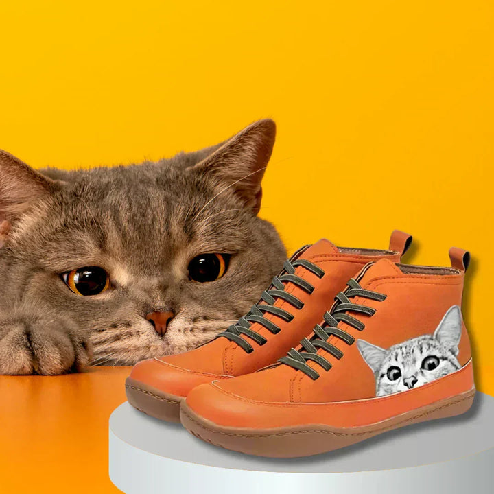 Rhiana – Lederstiefeletten für Katzenliebhaber