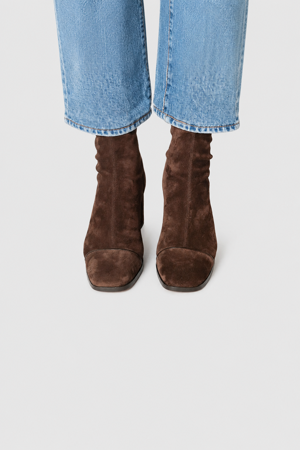 Camille - Stiefeletten aus Wildleder mit eckiger Kappe