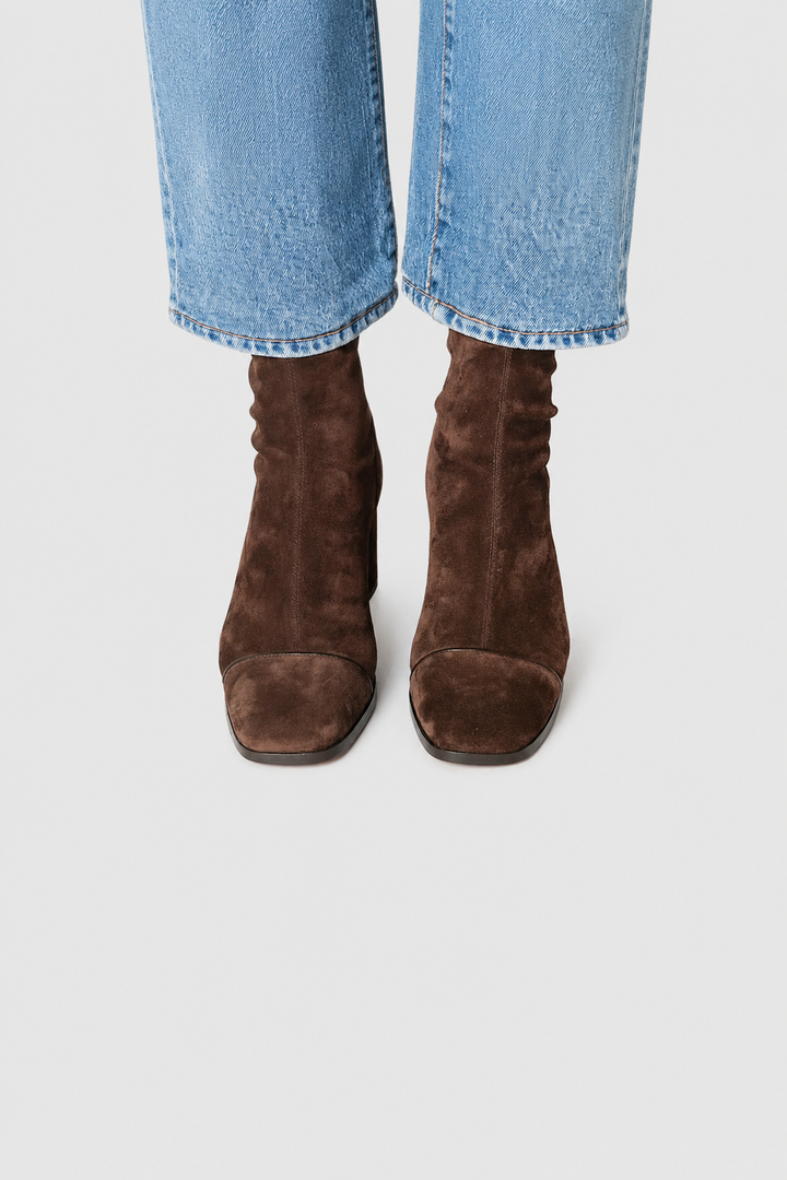 Camille - Stiefeletten aus Wildleder mit eckiger Kappe