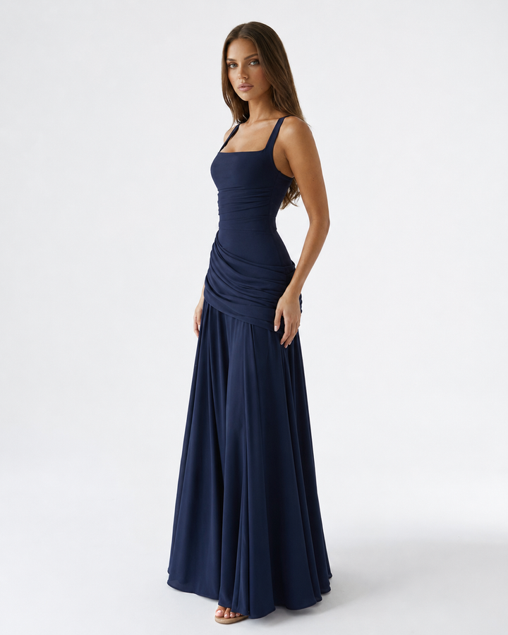 Seri – Maxi-Kleid mit gerafftem eckigem Ausschnitt