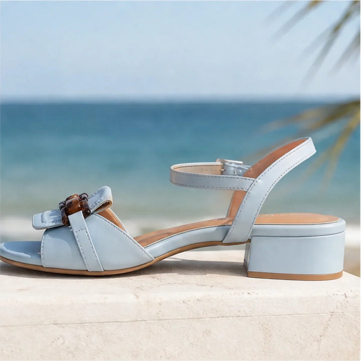 Amie - Hellblaue Sandaletten mit Absatz