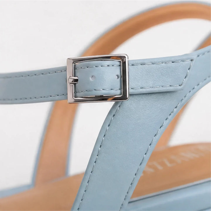 Amie - Hellblaue Sandaletten mit Absatz