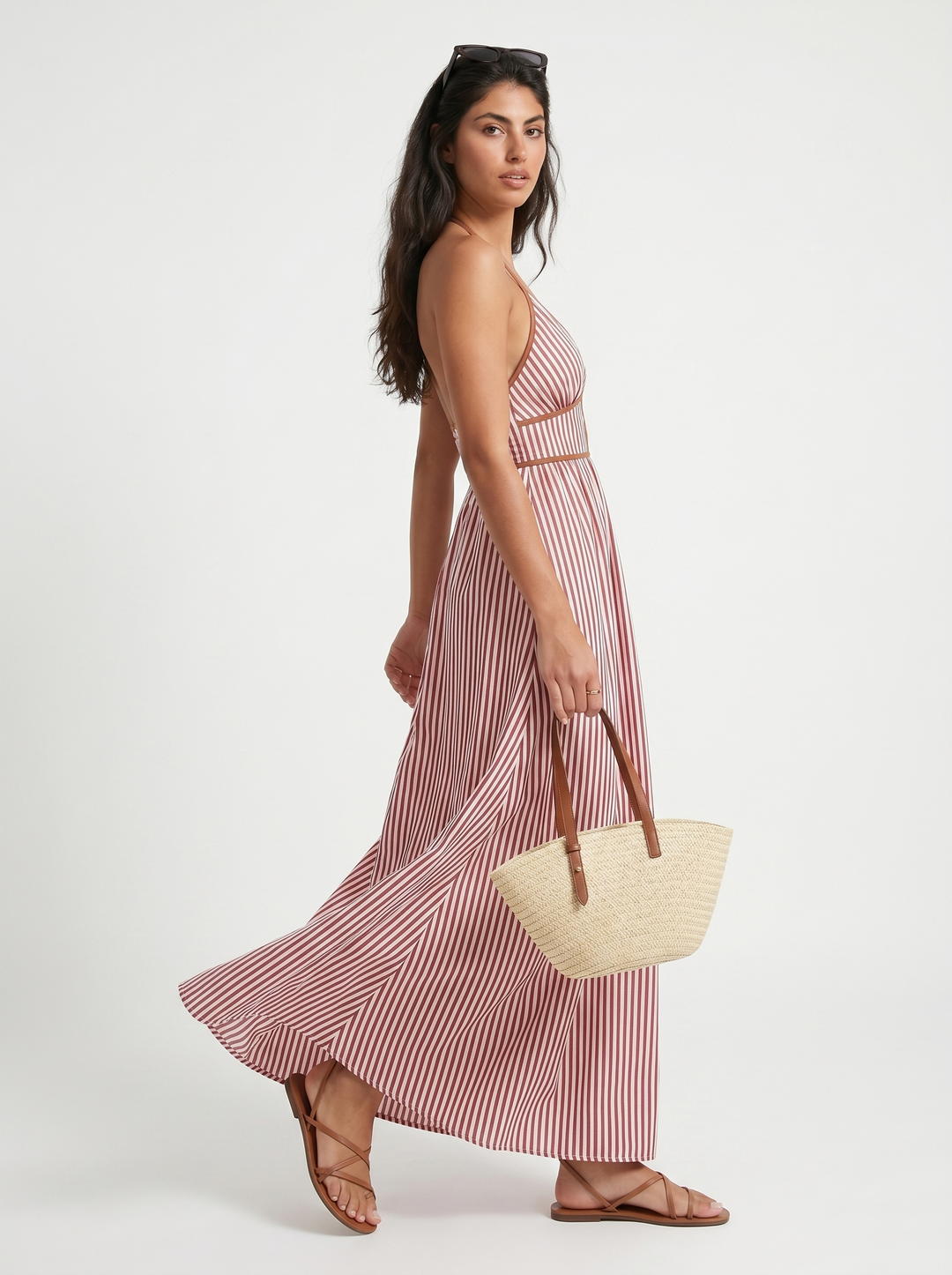 Pia – Fließendes Maxikleid mit Neckholder für den Sommer