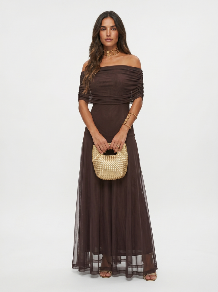 Mia – Elegantes schulterfreies Maxikleid