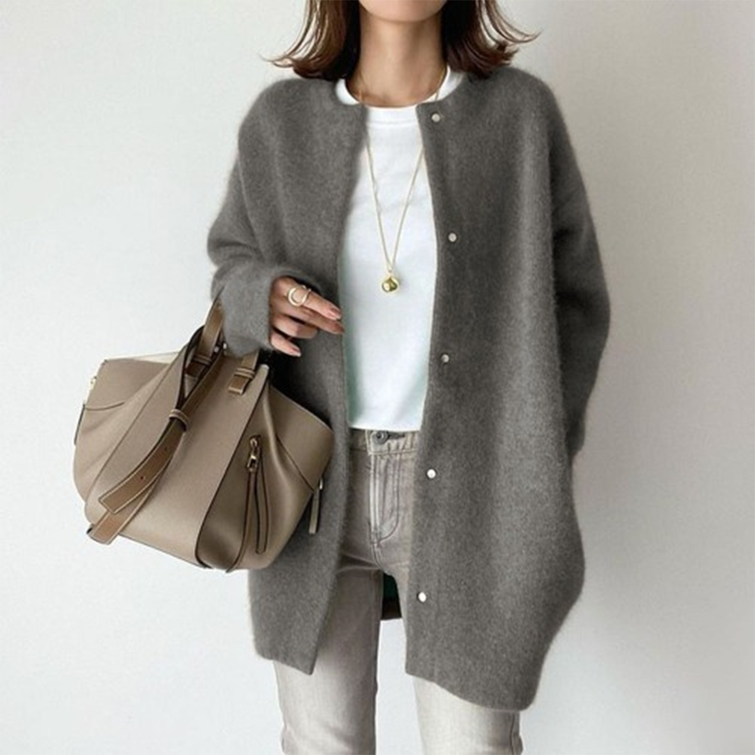 Amelia | Elegante Strickjacke