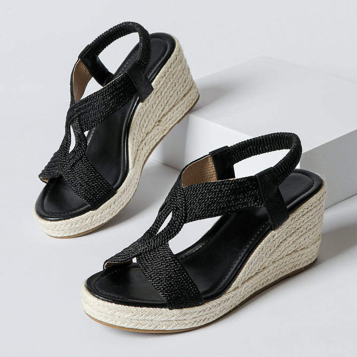 Helga - Geflochtene Keilsandalen für den Sommer