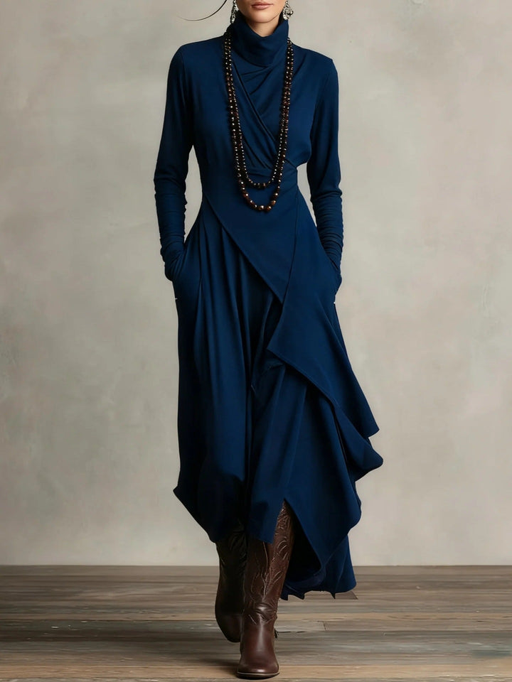 Carrie – Asymmetrisches Strick-Maxikleid mit Rollkragen