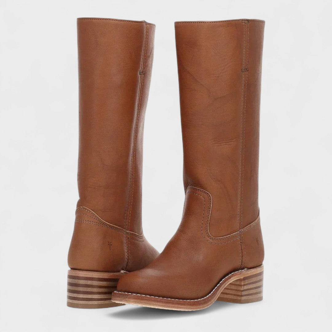 Reinna – Zeitlose Stiefel
