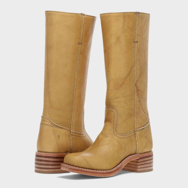 Reinna – Zeitlose Stiefel