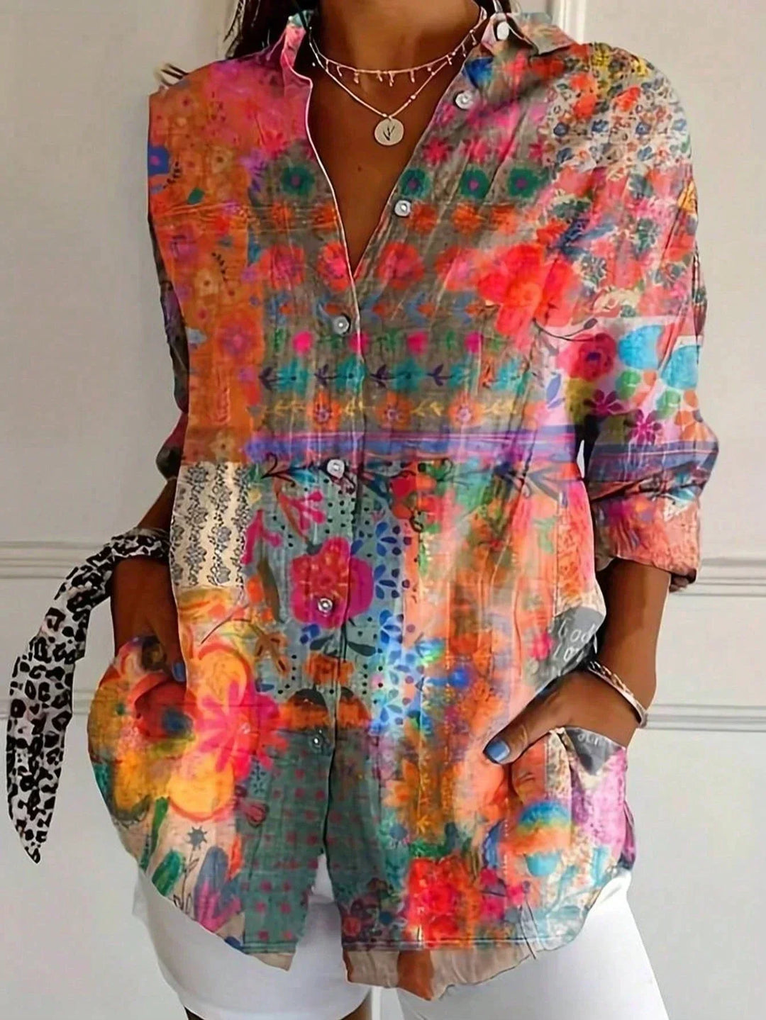 Asiah – Bunte Bluse mit Muster und ganztägigem Tragekomfort