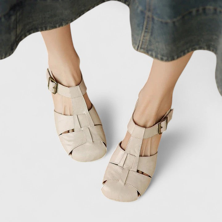 Madella – Elegante Ledersandalen mit Blockabsatz