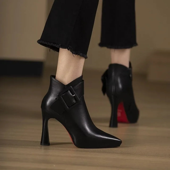Avelle – Stiefeletten mit Schnalle