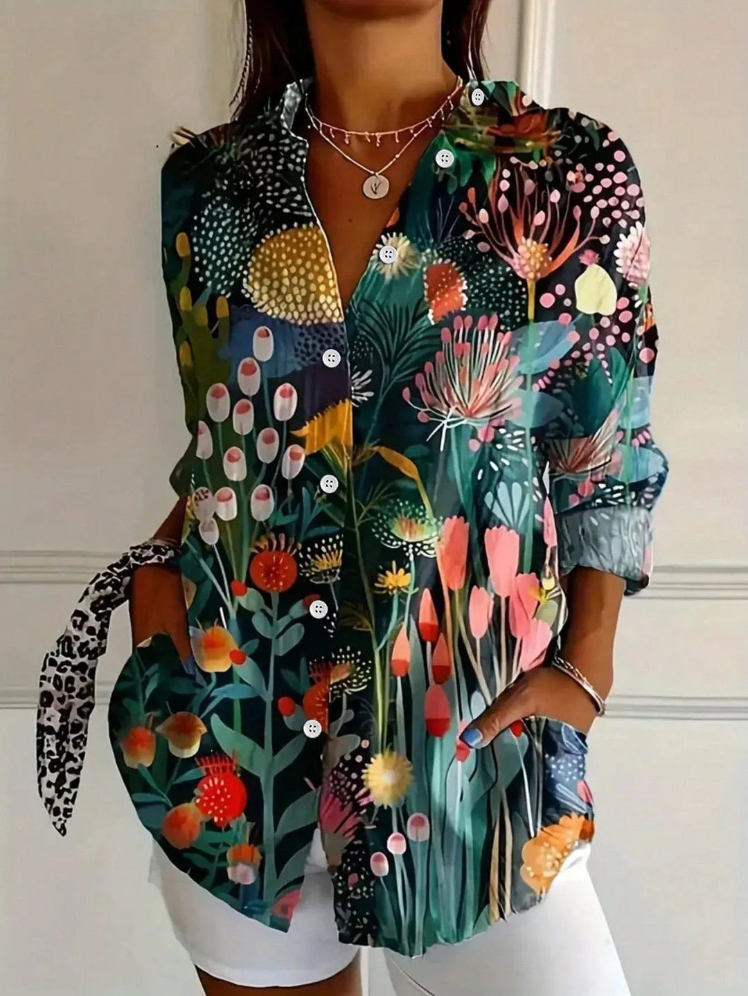 Asiah – Bunte Bluse mit Muster und ganztägigem Tragekomfort