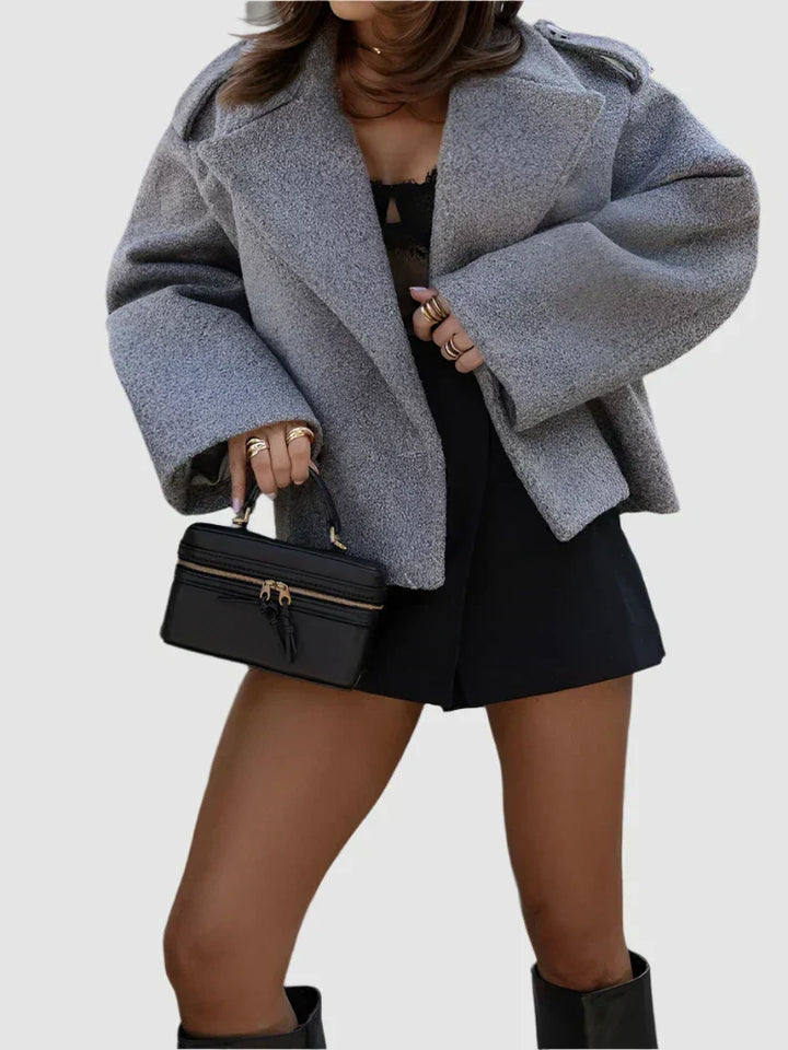 VERTELLE | KURZER MANTEL AUS BOUCLÉ