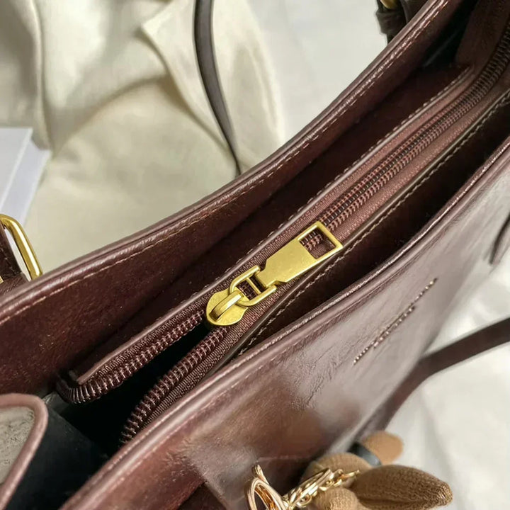 Clarie – Umhängetasche aus veganem Vintage-Leder