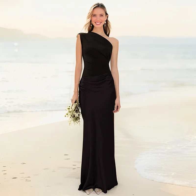 Sofie – One-Shoulder-Maxikleid aus Satin
