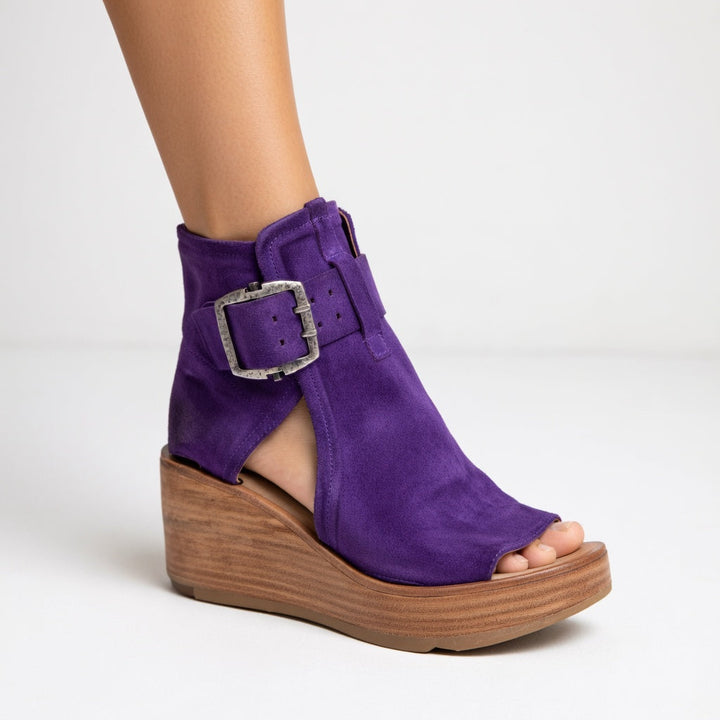 Madonna – Moderne Open-Wedge-Stiefeletten