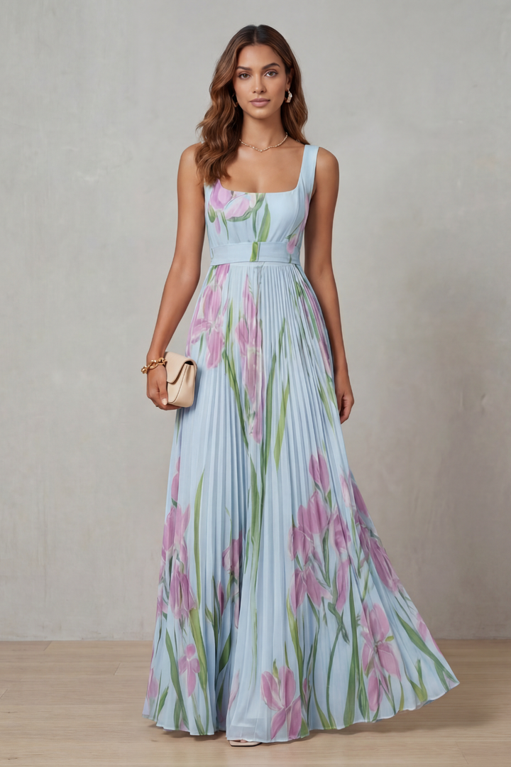 Coleen – Plissiertes Maxikleid mit Blumenmuster in Aquarelloptik