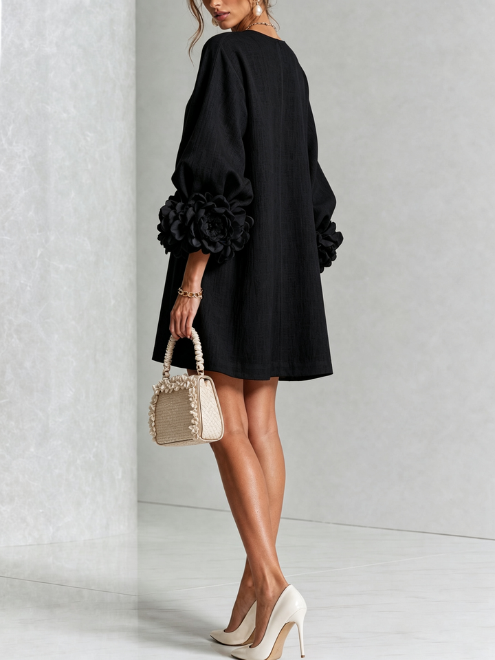 Imarie – Minikleid mit Blumenmuster und Manschettenärmeln